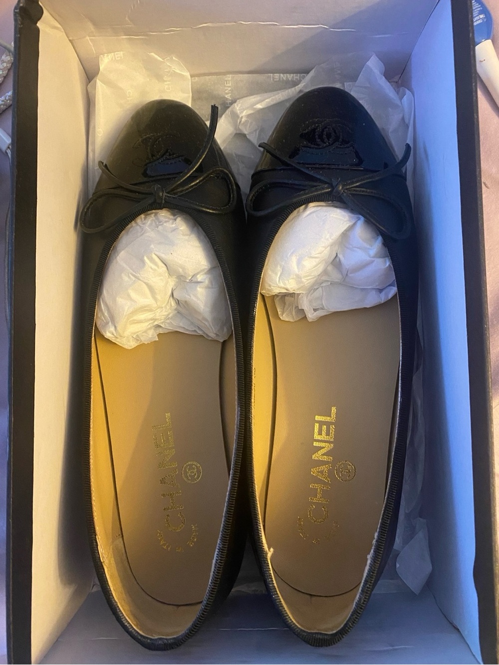 CHANEL Black Leather Quilted Ballet Flats with Bow
